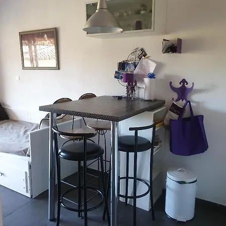1 Et Terrasse Apartment